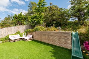 Photo 16- click for photo gallery